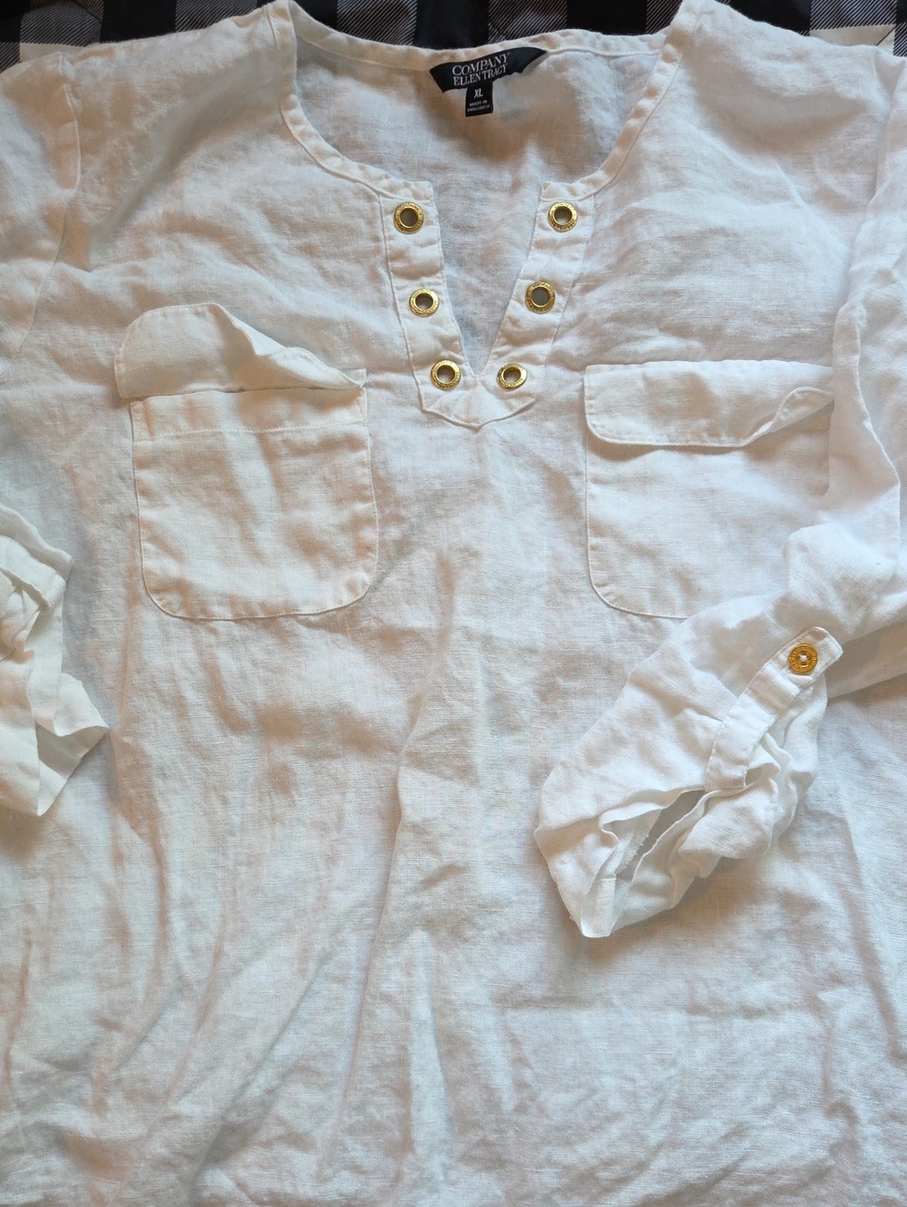 Ellen Tracy White Women's Gold-Button Linen Tunic Top